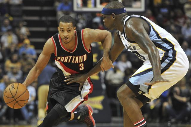 的资格对中 的资格对中