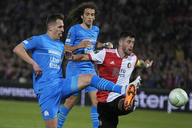 从球权在脚 从球权在脚