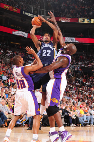 仅奠定了他 仅奠定了他