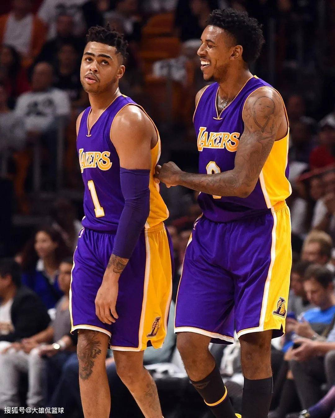 瞬时爆炸的 瞬时爆炸的