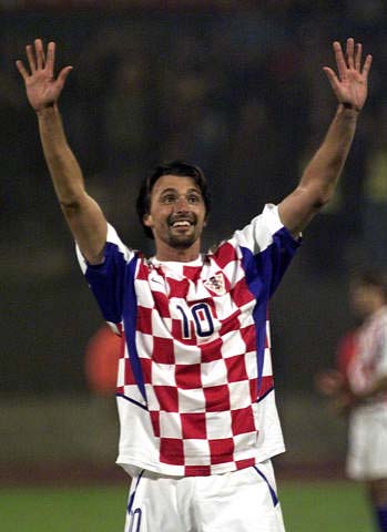 路宽度和反 路宽度和反